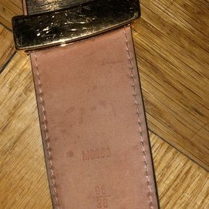Louis Vuitton Accessories - π Menβs Authentic Louis Vuitton Belt π Louis Vuitton Accessories - π Menβs Authentic Louis Vuitton Belt π